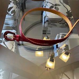 Burgundy Anne Klein snakeskin belt